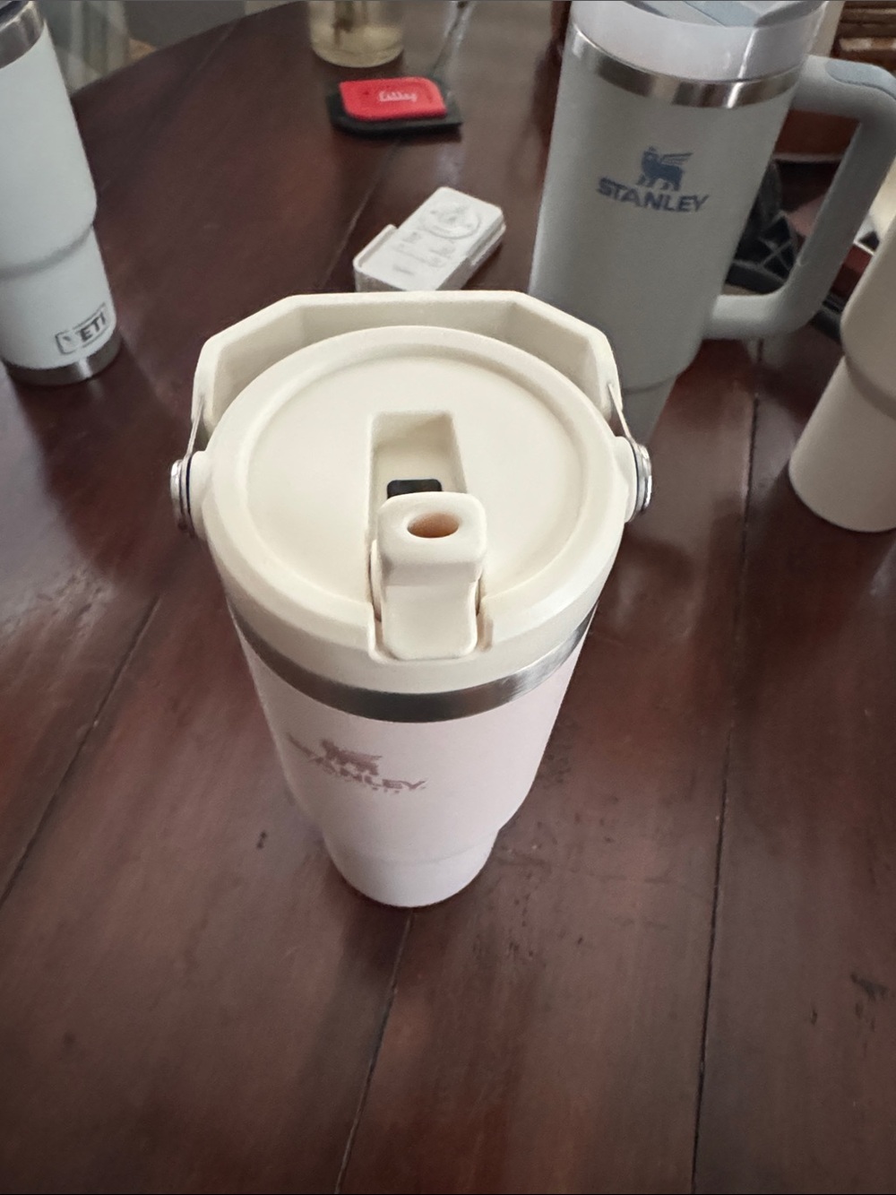 Stanley light pink Travel Tumbler with Carry Handle - Picture 2 of 4